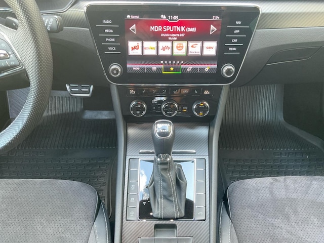 Skoda Superb 2.0 TDI Combi Sportline