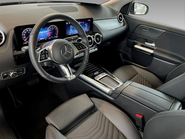 Mercedes-Benz GLA 200 Progressive