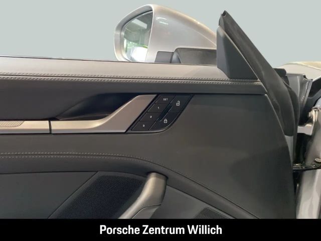 Porsche 992 Carrera Coupé