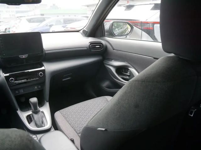 Toyota Yaris Cross Team D