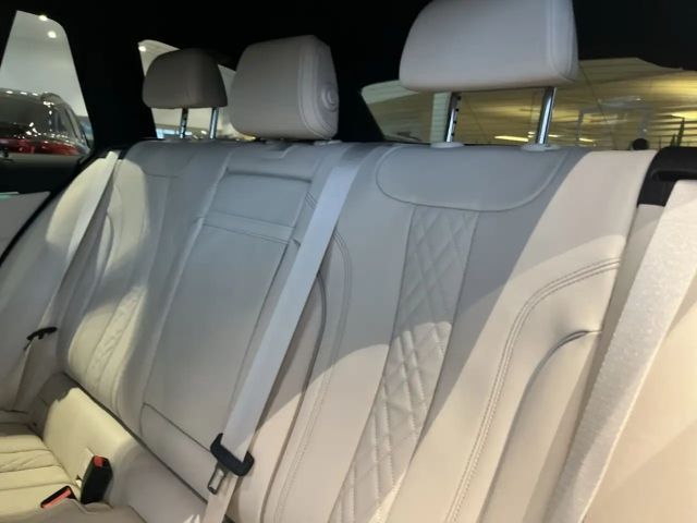 BMW 530 530d Luxury Line Touring xDrive