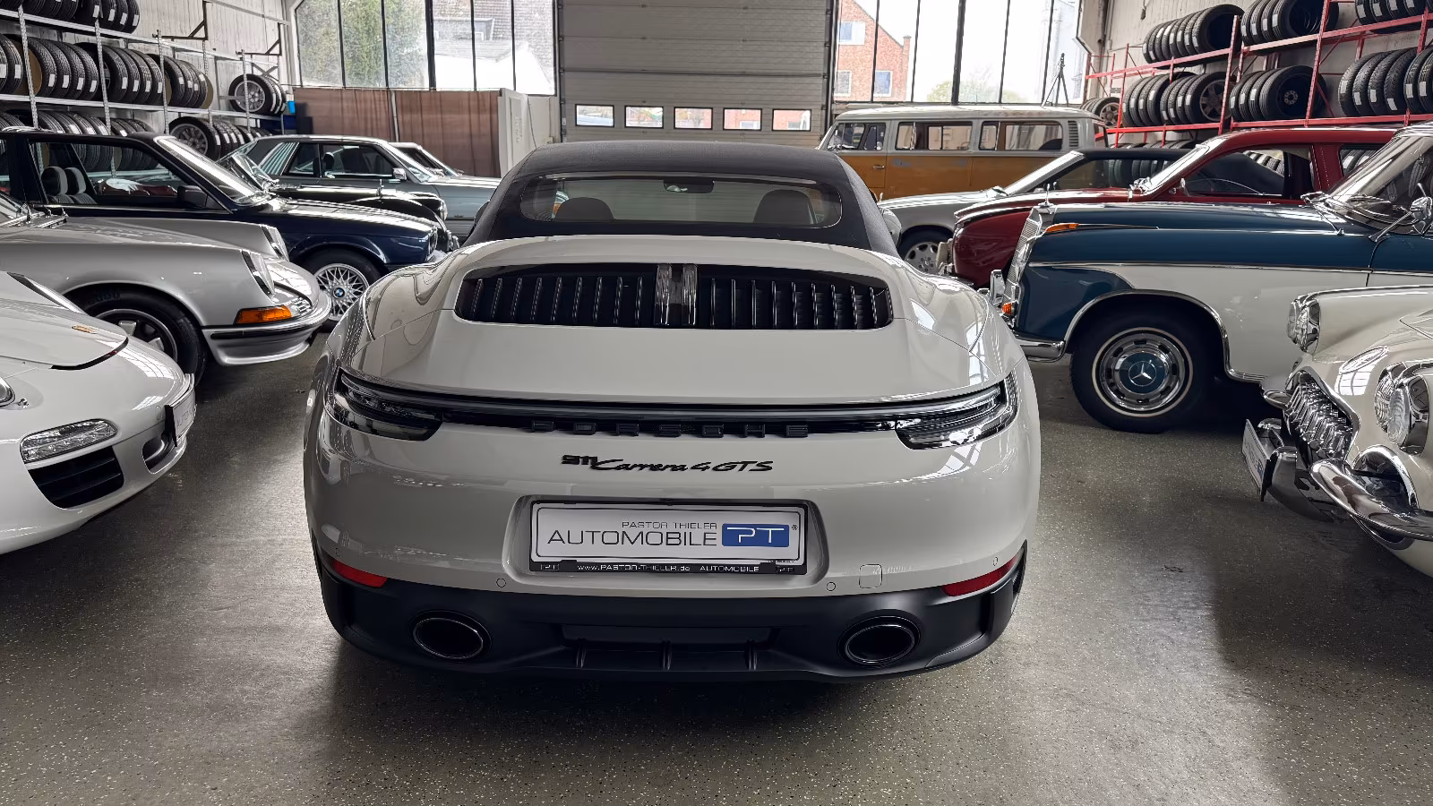 Porsche 911 4 992 Cabriolet Carrera GTS