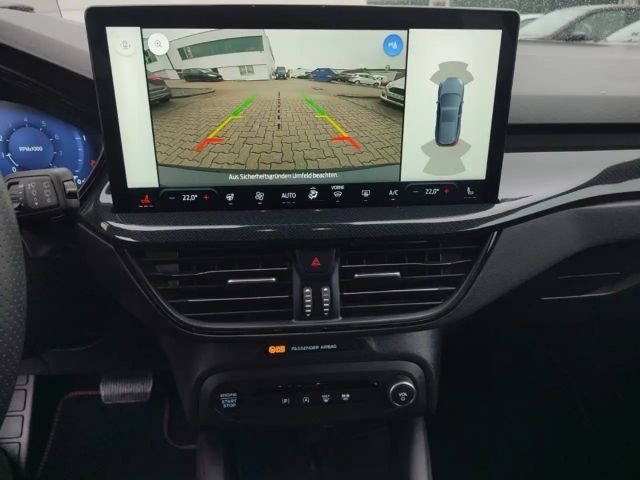 Ford Focus EcoBoost ST Line Wagon