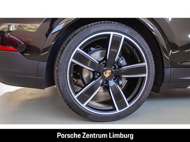 Porsche Cayenne Platinum Edition S