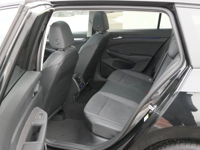 Volkswagen Golf Business DSG Variant