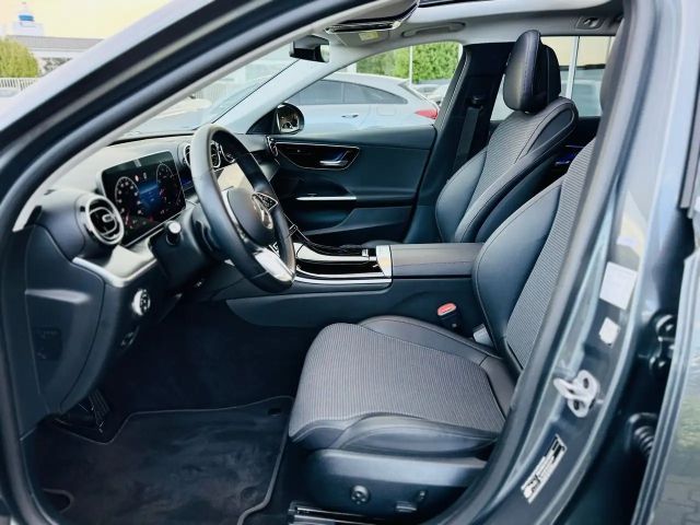 Mercedes-Benz C 200 AVANTGARDE Estate