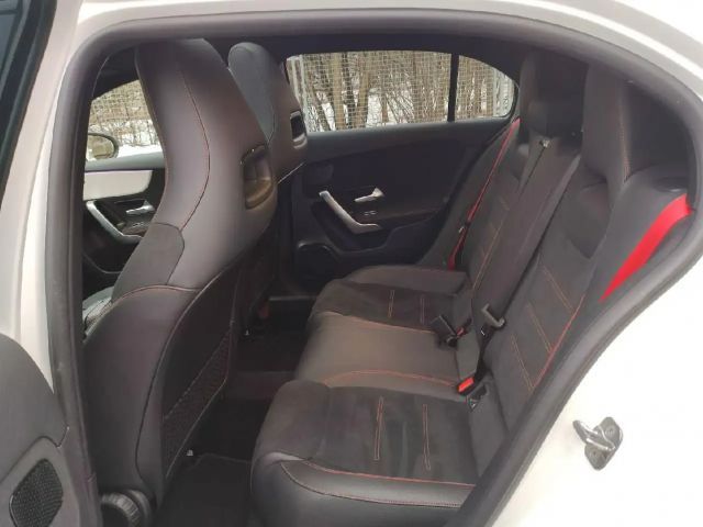 Mercedes-Benz A 45 AMG 4MATIC AMG Line