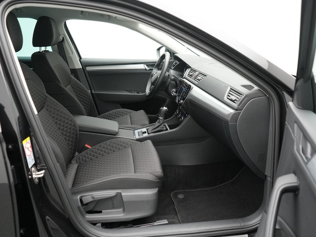 Skoda Superb Ambition Combi iV