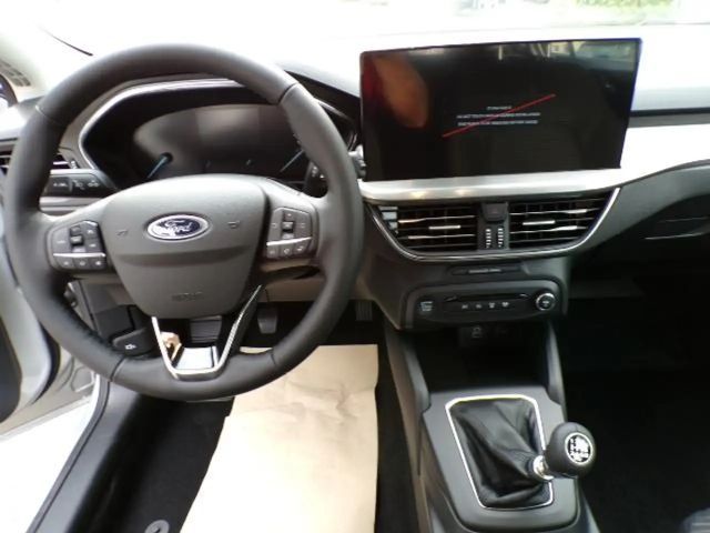 Ford Focus Titanium Wagon