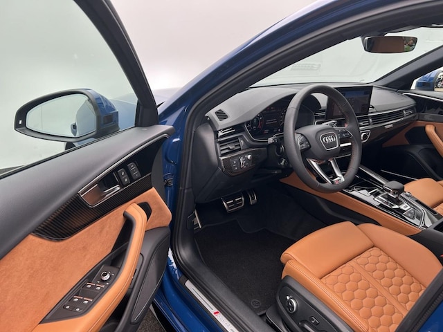 Audi RS4 Avant Quattro