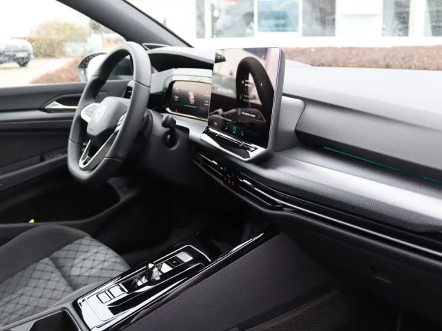 Volkswagen Golf DSG R-Line Variant