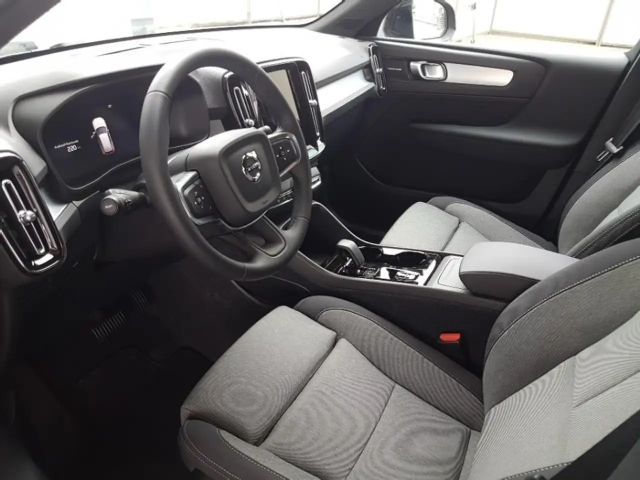 Volvo XC40 Dark Plus