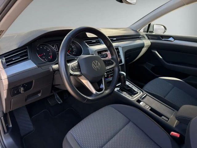 Volkswagen Passat 1.5 TSI DSG Variant