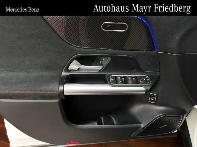 Mercedes-Benz GLA 250 4MATIC AMG Line Premium