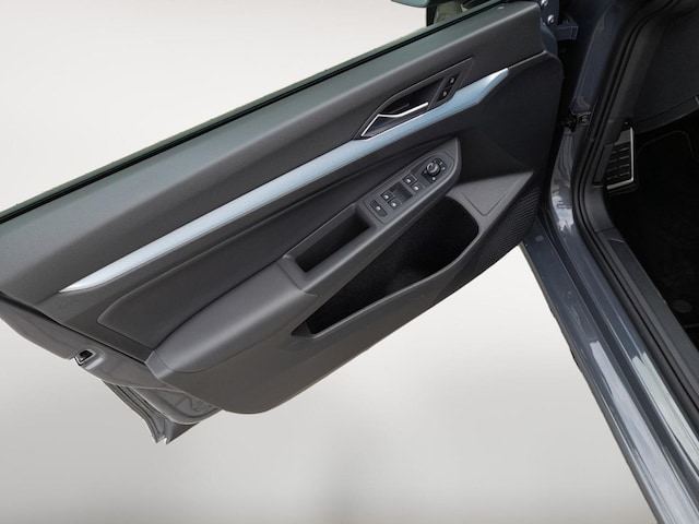 Volkswagen Golf 1.5 eTSI Golf VIII Variant