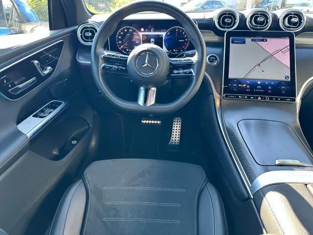 Mercedes-Benz GLC 300 4MATIC AMG Line