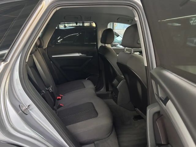 Audi Q5 40 TDI Business Quattro