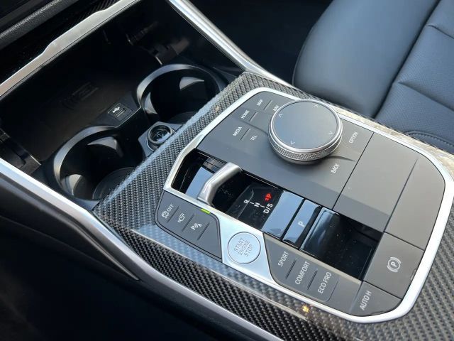 BMW 320 320d M-Sport Touring xDrive