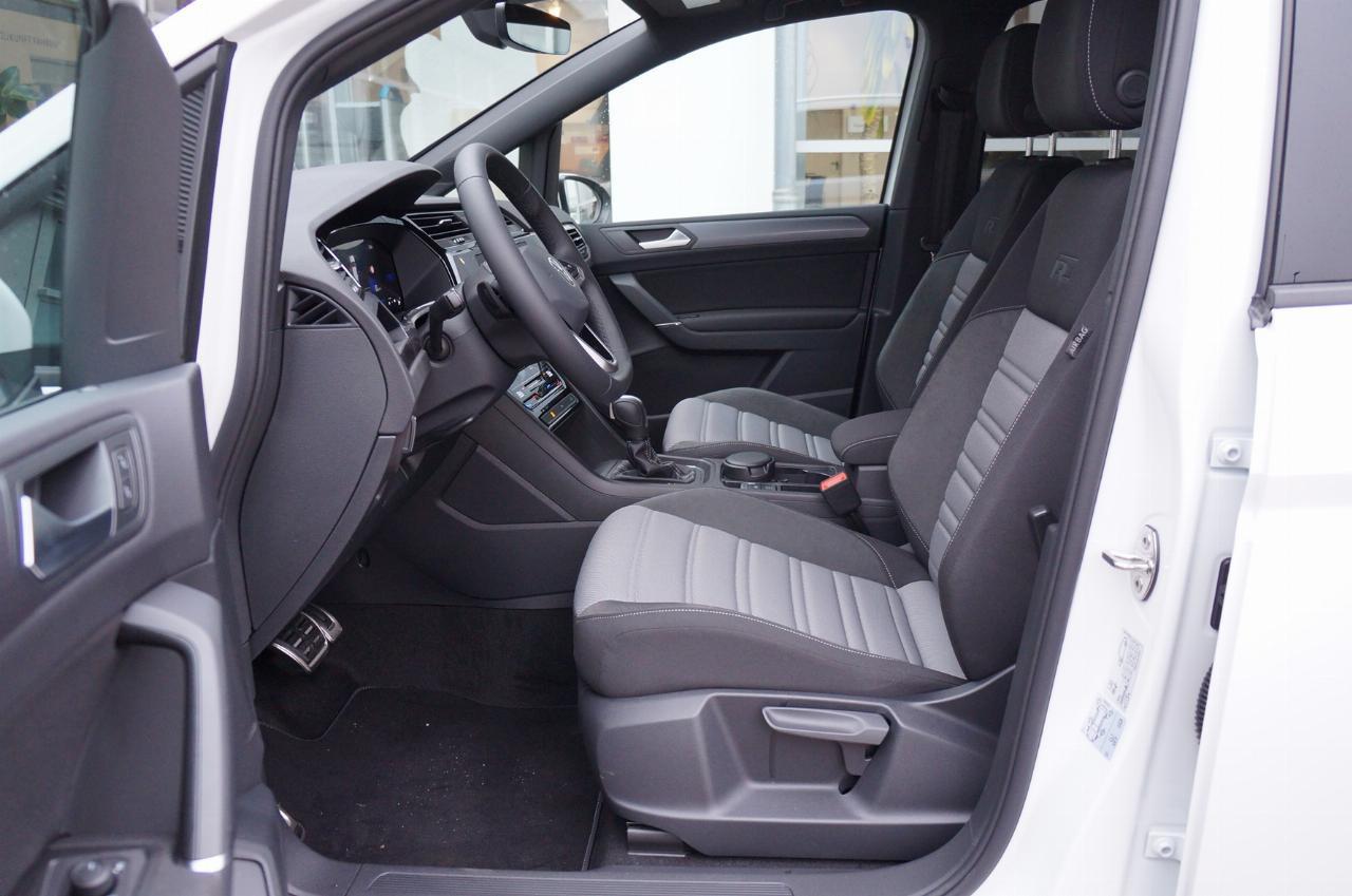 Volkswagen Touran 1.5 TSI DSG R-Line