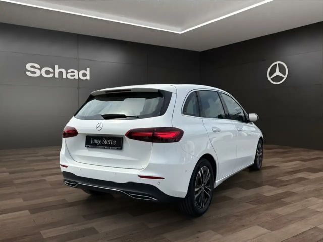 Mercedes-Benz B 200 B 200 d