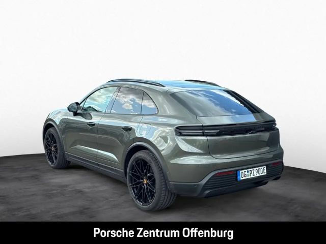 Porsche Macan 4