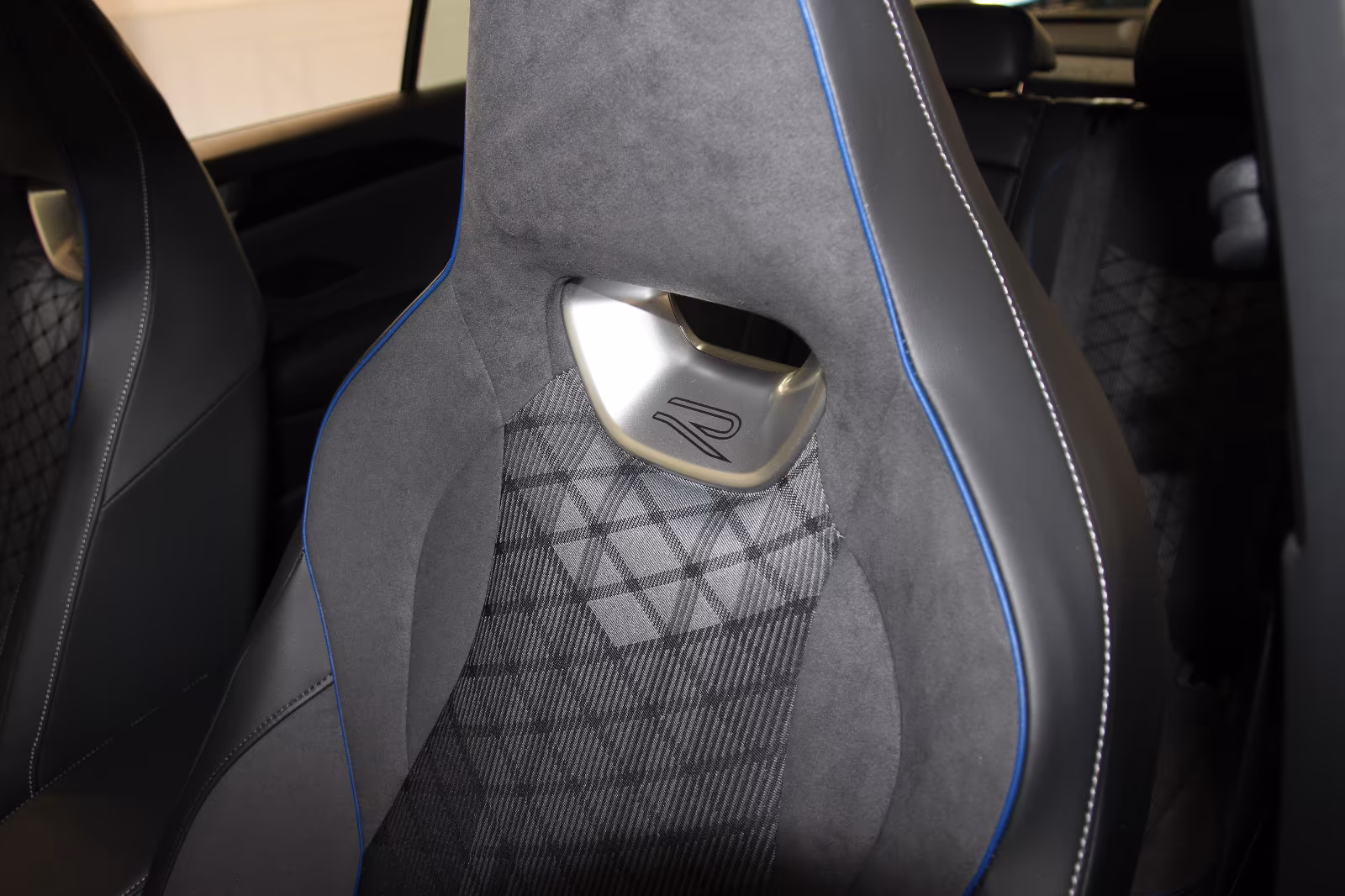 Volkswagen Tiguan 2.0 TDI R-Line