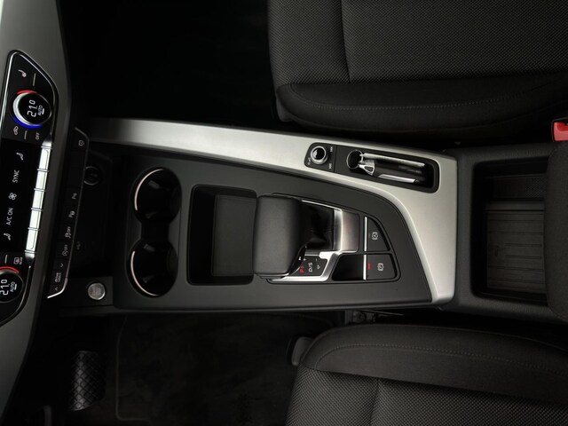 Audi A4 40 TFSI Avant S-Tronic