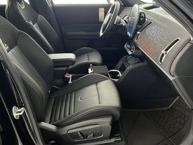 MINI John Cooper Works Countryman John Cooper Works Countryman A