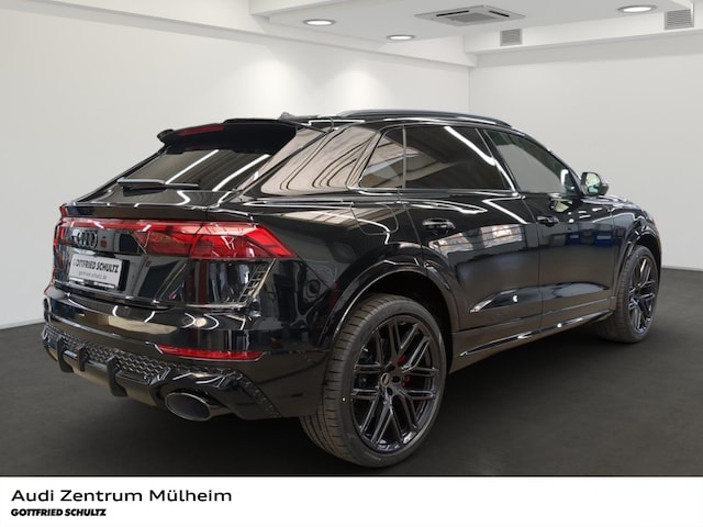 Audi RS Q8 Performance Quattro