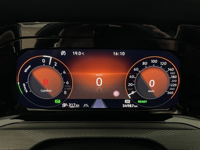 Volkswagen Golf Style