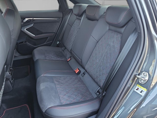 Audi S3 Quattro S-Tronic Sedan