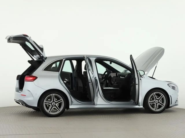 Mercedes-Benz B 200 AMG Line