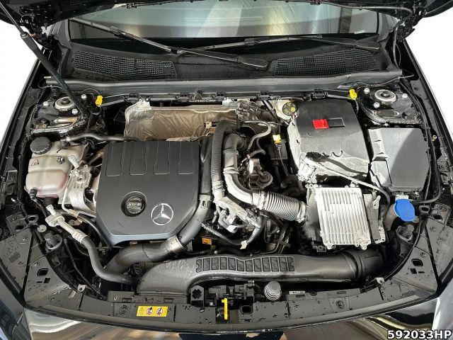 Mercedes-Benz A 200 AMG Line