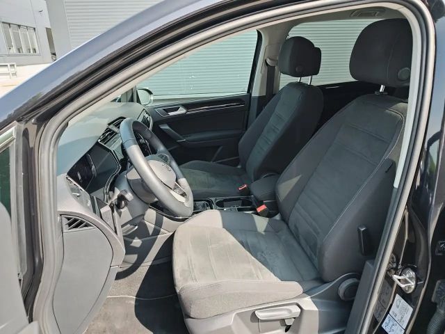 Volkswagen Touran DSG Highline