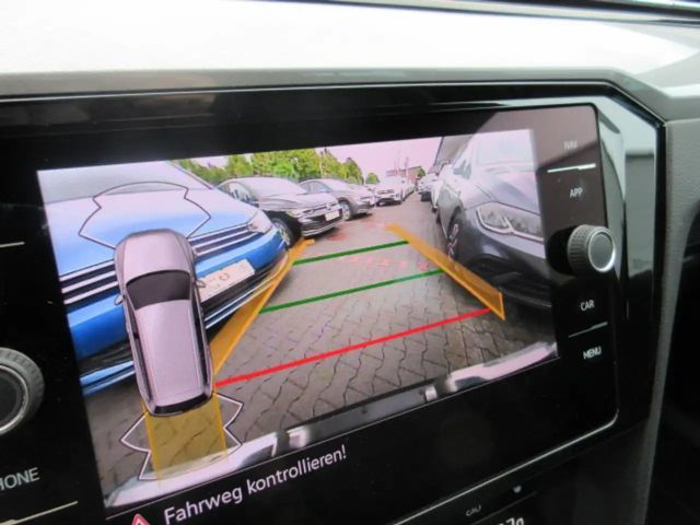 Volkswagen Passat 1.5 TSI Business DSG Variant