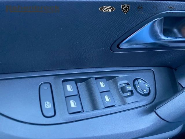 Peugeot E-2008 Allure Pack