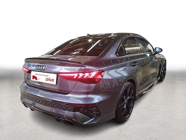 Audi RS3 Quattro S-Tronic Sedan