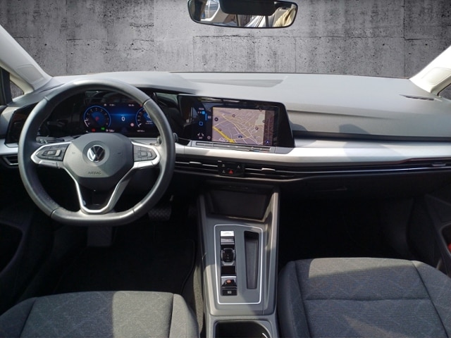 Volkswagen Golf 1.5 eTSI DSG