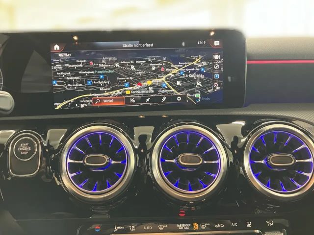 Mercedes-Benz A 250 A 250 e AMG Line