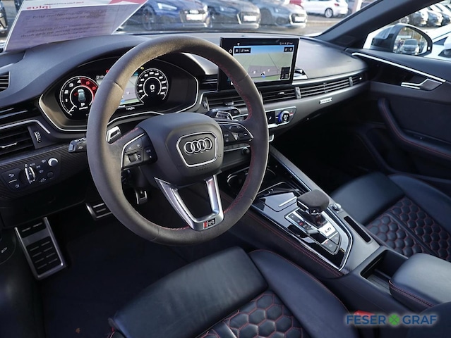 Audi RS4 Avant Quattro