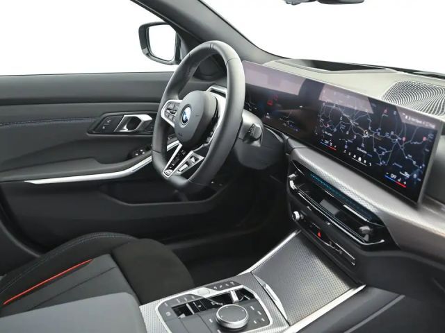 BMW 330 330e xDrive