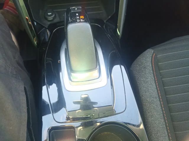 Peugeot E-208 Active Pack