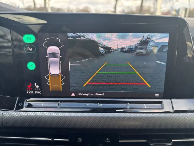 Volkswagen Golf 1.5 eTSI Golf VIII Style