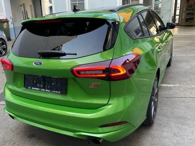 Ford Focus ST Line