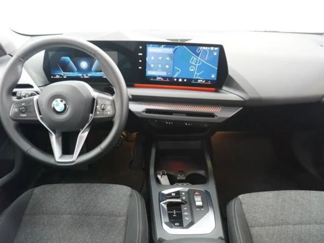 BMW 120 120i 5-deurs Sedan