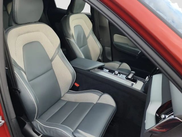 Volvo XC60 AWD R-Design