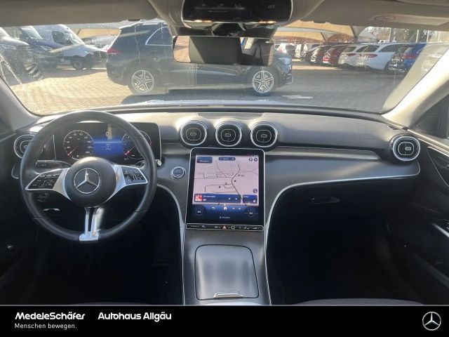 Mercedes-Benz C 300 AVANTGARDE C 300 d Sedan