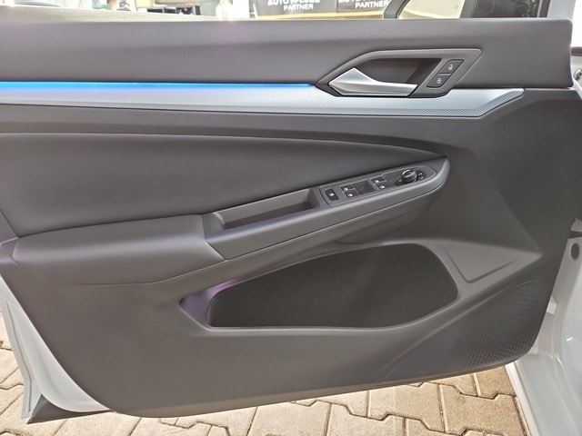 Volkswagen Golf 1.5 eTSI DSG Golf VIII Variant