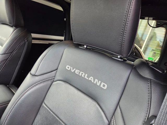 Jeep Wrangler Overland