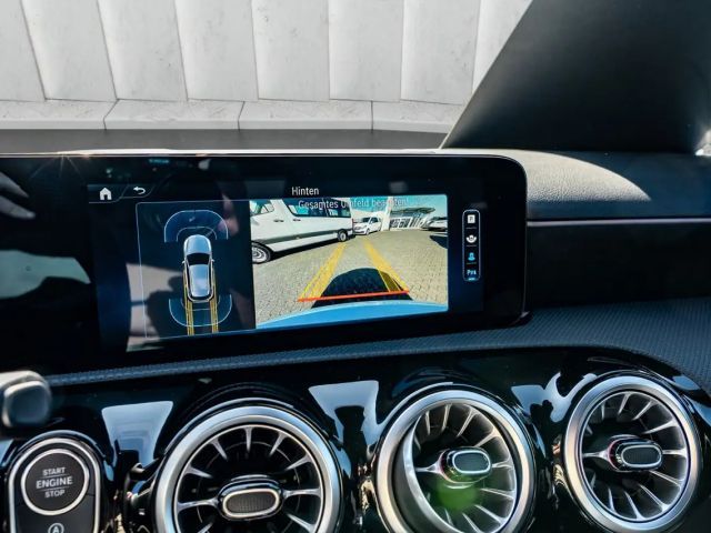 Mercedes-Benz A 200 AMG Line